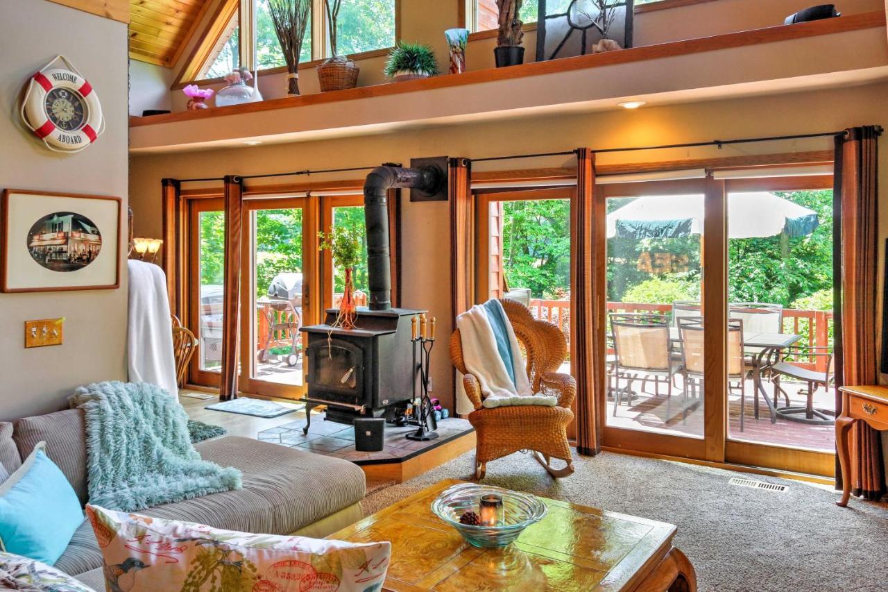 Roomy House On 2 Acres - 2 Mi To Egg Harbor Beach! ภายนอก รูปภาพ